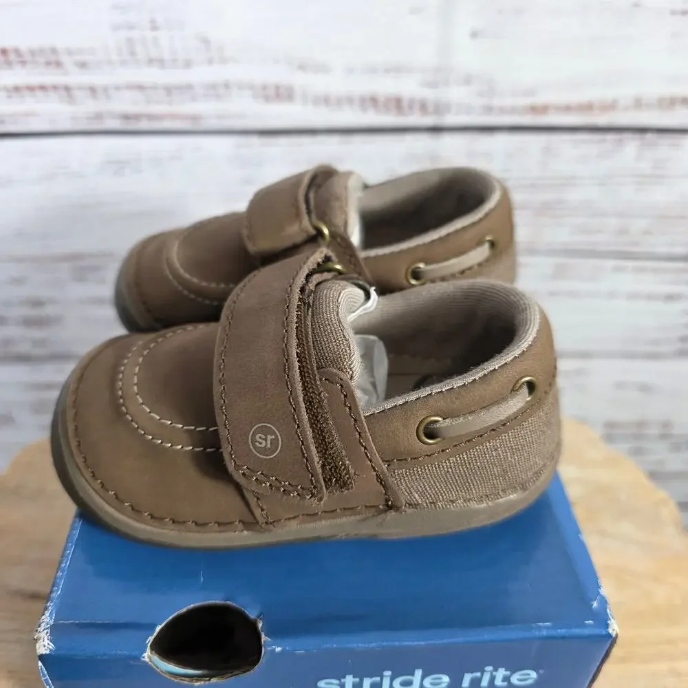 Stride Rite Wally Loafer size 4W Brow Leather